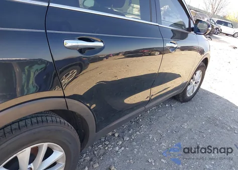 2016 Kia Sorento 2.4L Lx из США, поврежденный, VIN 5XYPGDA39GG163003